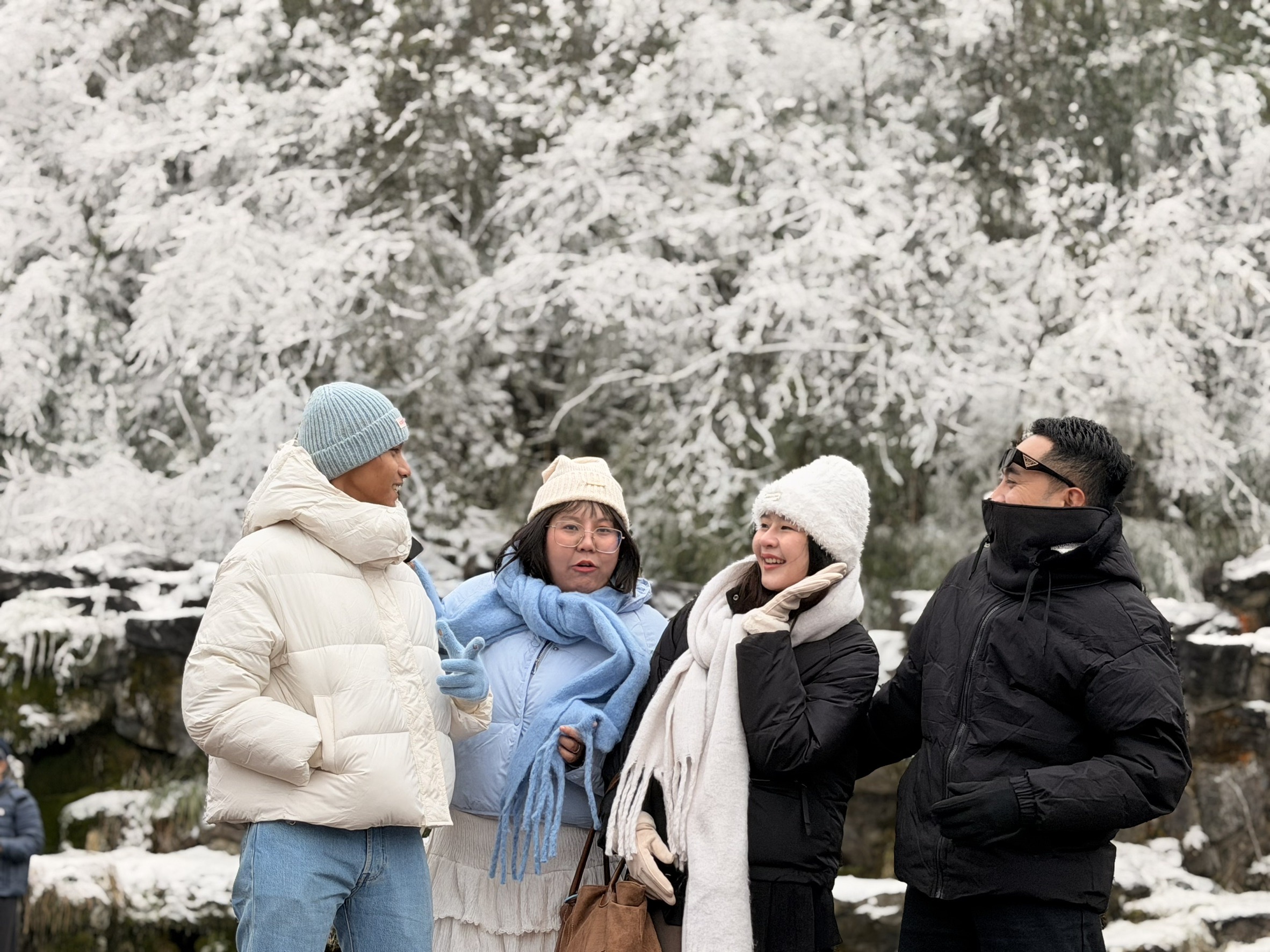 ลูกค้าส่งบรรยาาศเที่ยวเฉิงตูมาให้ทุกคนชม